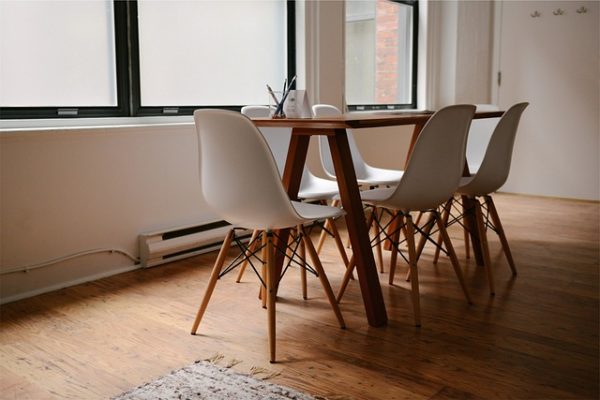 chaises contemporaines