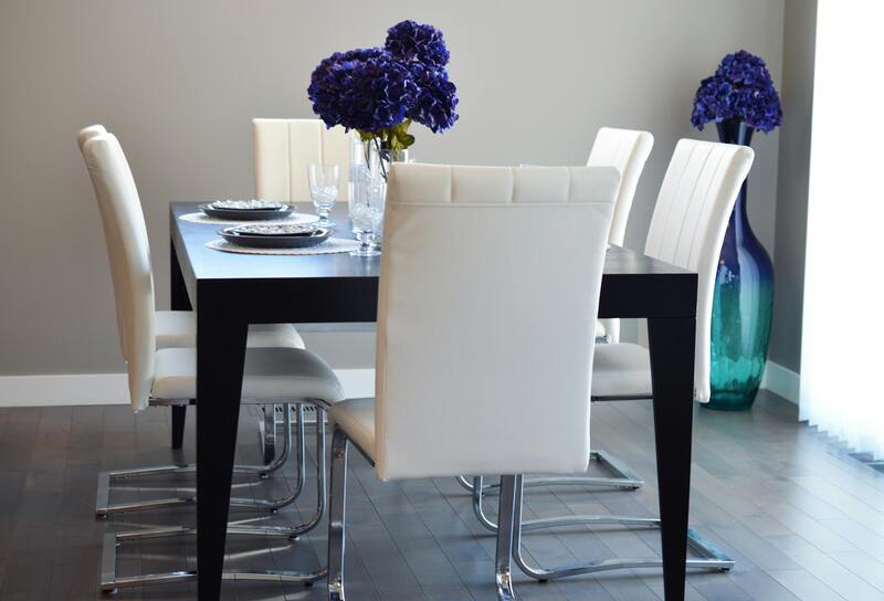 chaises et table
