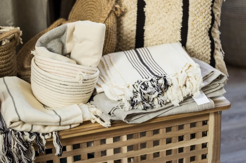 Panier à linge en bois